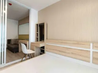 À louer 1 chambre condo à Phra Khanong, Bangkok