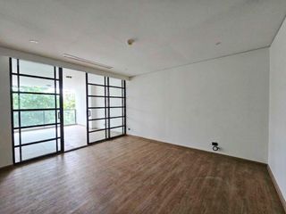 Condo en alquiler de 3 habitaciones en Sathon, Bangkok