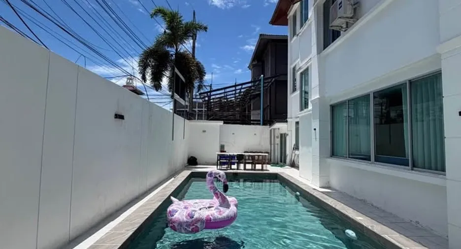 出租 4 卧室 别墅 在 Bang Lamung, Chon Buri