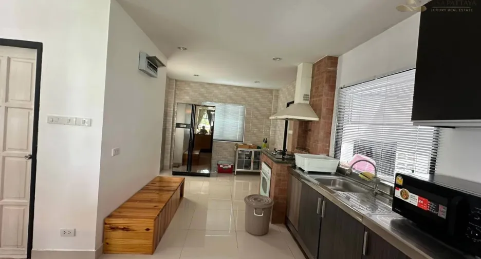 À vendre 4 chambres villa à Jomtien, Pattaya