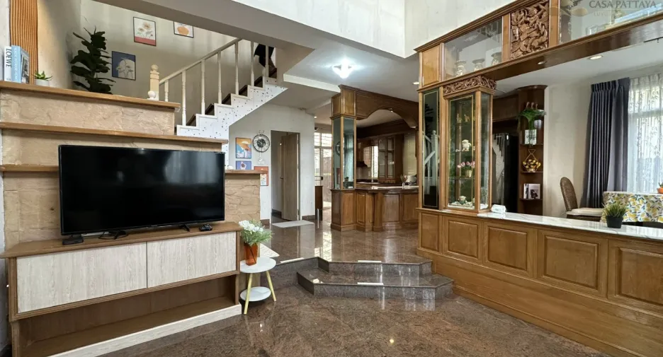 À vendre 4 chambres villa à Jomtien, Pattaya