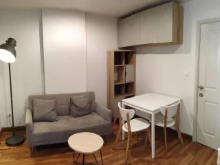 À louer 1 chambre condo à Phra Khanong, Bangkok