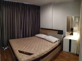 À louer 1 chambre condo à Phra Khanong, Bangkok