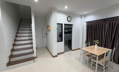 À vendre et à louer 3 chambres maison à Saraphi, Chiang Mai