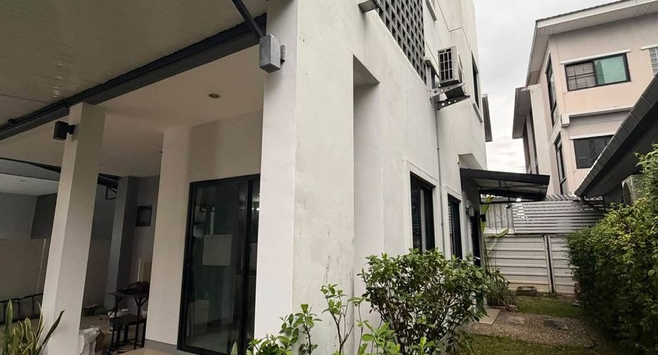 À vendre et à louer 3 chambres maison à Saraphi, Chiang Mai