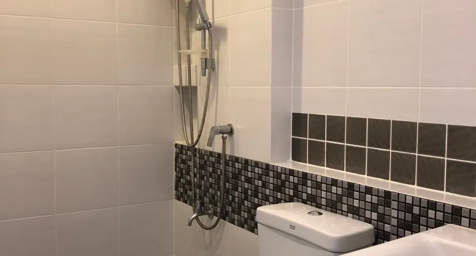 Casa adosada en venta de 3 habitaciones en Mueang Pathum Thani, Pathum Thani