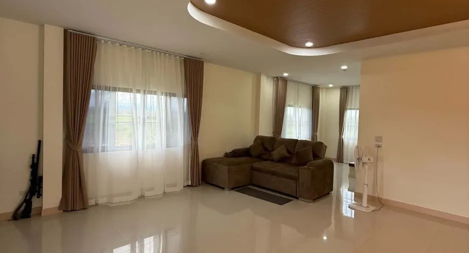 À vendre 3 chambres maison à Wiang Pa Pao, Chiang Rai