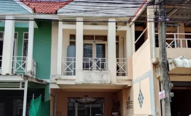 For sale 2 bedrooms townhouse in Khlong Luang, Pathum Thani