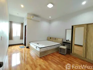Casa adosada en alquiler de 2 habitaciones en Mueang Chiang Rai, Chiang Rai