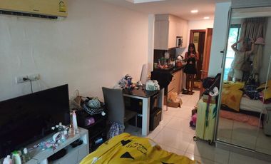 Wohnung zum Kauf mit Studio in Jomtien, Pattaya