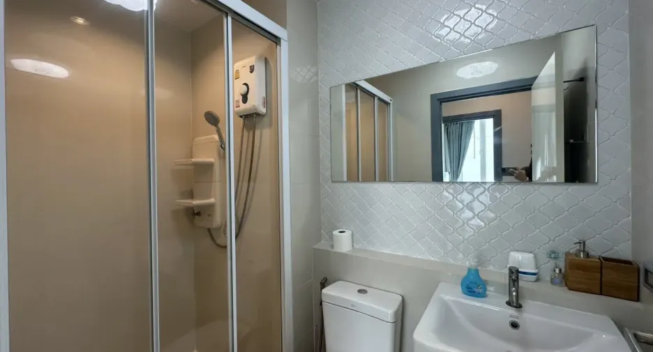 For sale and for rent 2 bedrooms condo in Mueang Phuket, Phuket