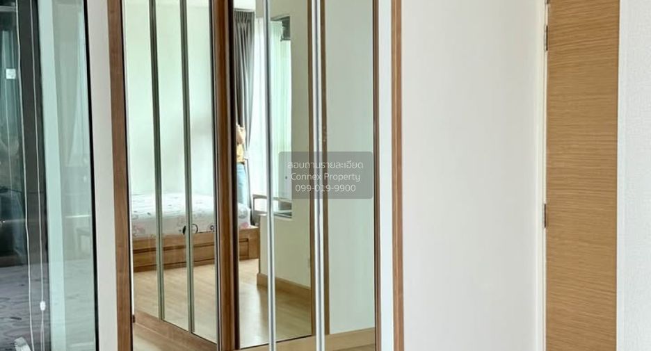 For rent 2 bedrooms condo in Phaya Thai, Bangkok