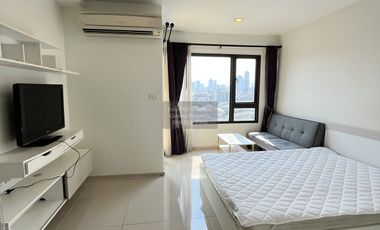 À louer 1 chambre condo à Yan Nawa, Bangkok