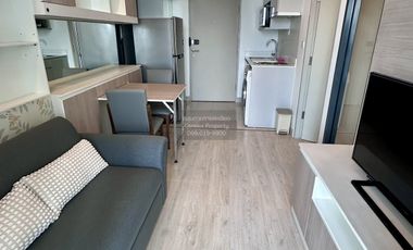 Wohnung zur Miete mit 1 Zimmer in Khlong San, Bangkok