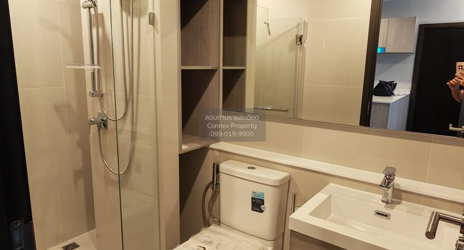 For rent 2 bedrooms condo in Phaya Thai, Bangkok