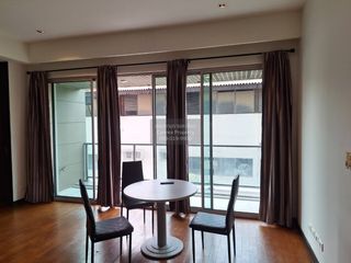 For rent 2 bedrooms condo in Yan Nawa, Bangkok