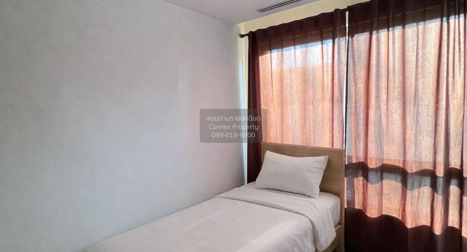 For rent 2 bedrooms condo in Yan Nawa, Bangkok