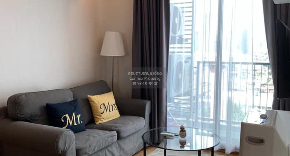 Condo en alquiler de 2 habitaciones en Phra Khanong, Bangkok