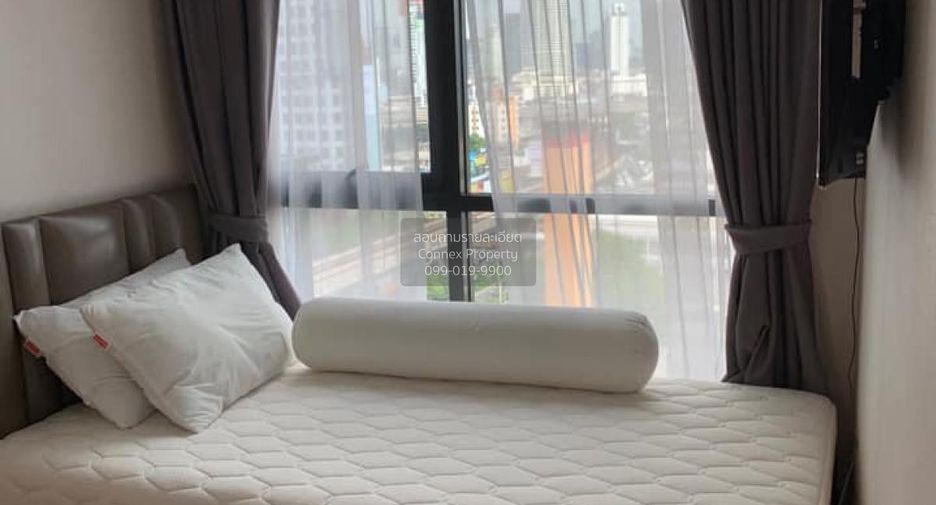 Condo en alquiler de 2 habitaciones en Phra Khanong, Bangkok