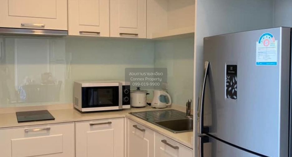 Condo en alquiler de 2 habitaciones en Phra Khanong, Bangkok