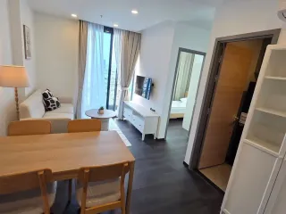 For rent 2 bedrooms condo in Yan Nawa, Bangkok