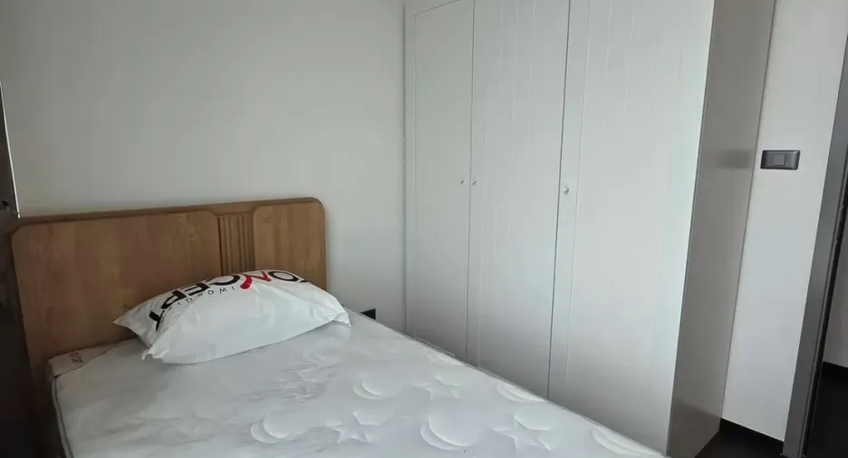 For rent 2 bedrooms condo in Yan Nawa, Bangkok