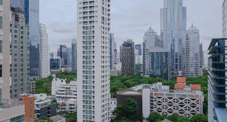 À louer 2 chambres condo à Pathum Wan, Bangkok