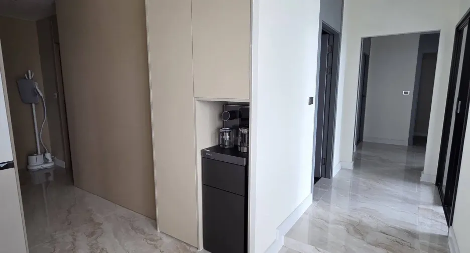 For rent 6 bedrooms condo in Yan Nawa, Bangkok