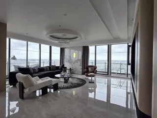For rent 6 bedrooms condo in Yan Nawa, Bangkok