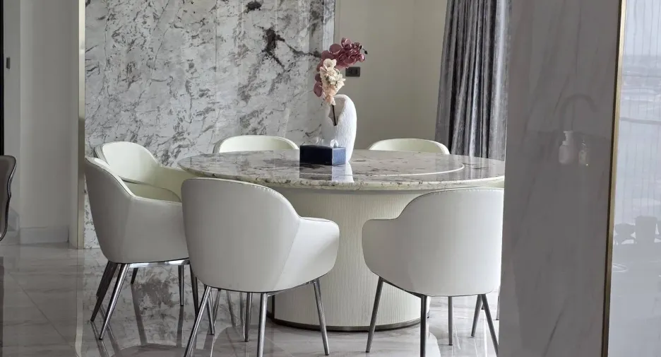 For rent 6 bedrooms condo in Yan Nawa, Bangkok