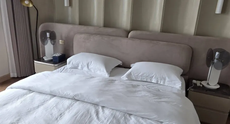 For rent 6 bedrooms condo in Yan Nawa, Bangkok