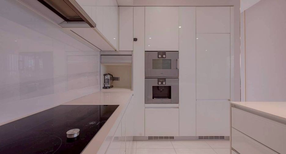 For sale and for rent 2 bedrooms condo in Khlong Toei, Bangkok