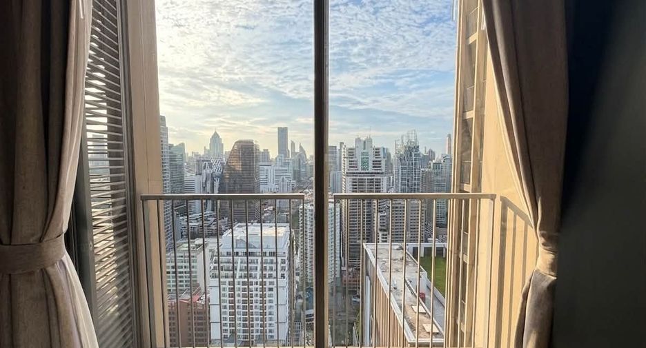 For rent 1 bed condo in Watthana, Bangkok