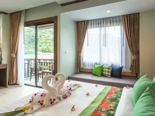 À vendre 87 chambres hôtel à Mueang Krabi, Krabi