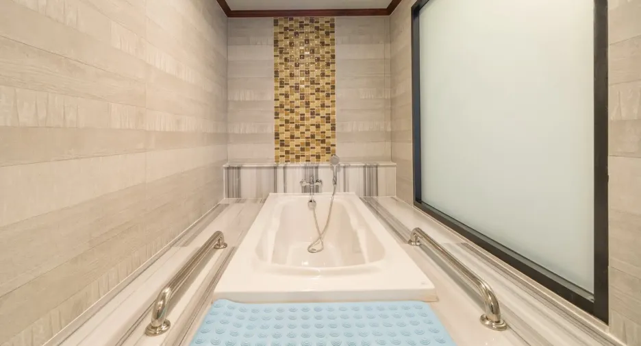 À vendre 87 chambres hôtel à Mueang Krabi, Krabi