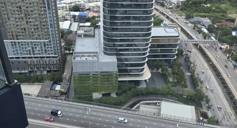 For rent 1 bed condo in Yan Nawa, Bangkok