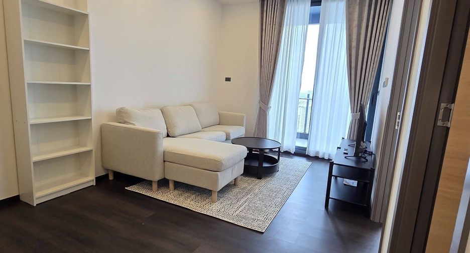 For rent 1 bed condo in Yan Nawa, Bangkok