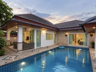 For Rent 3 Bedroom Villa In Bang Lamung, Chonburi