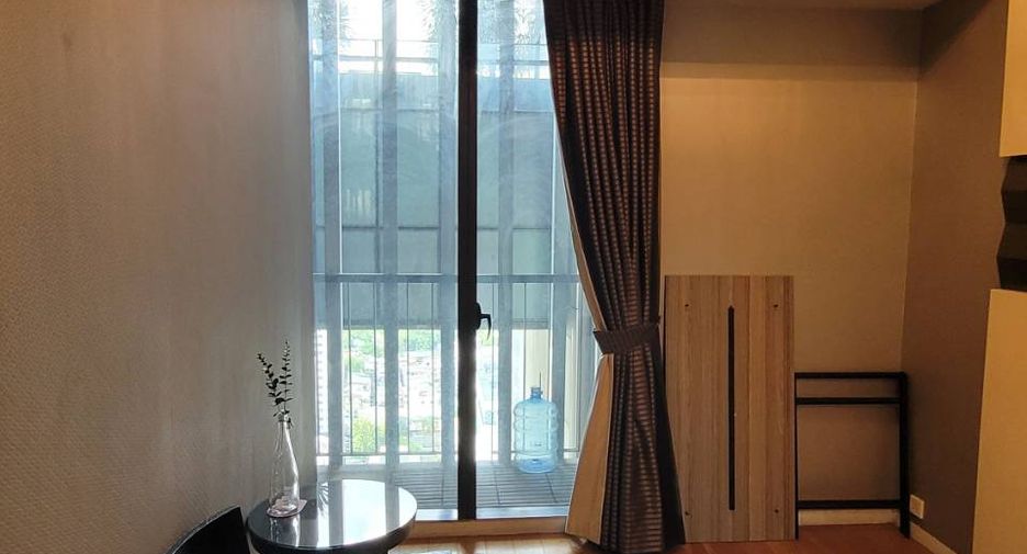 Condo en alquiler de 2 habitaciones en Sathon, Bangkok