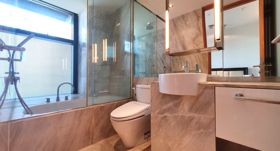 Condo en alquiler de 2 habitaciones en Sathon, Bangkok