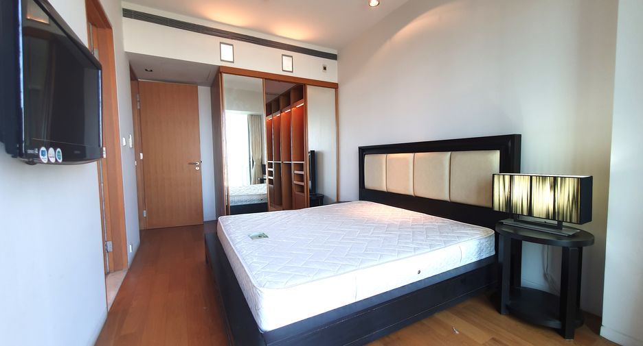 Condo en alquiler de 2 habitaciones en Sathon, Bangkok