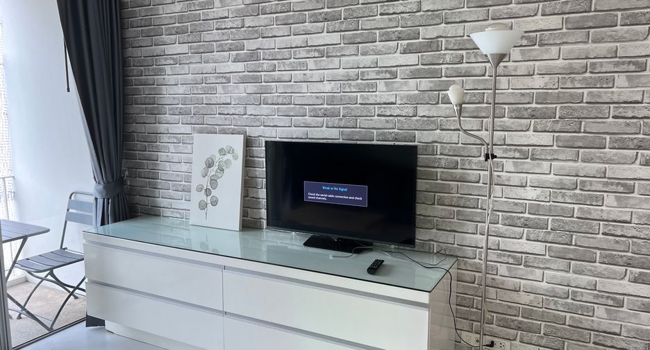 For rent 2 bedrooms condo in Phaya Thai, Bangkok