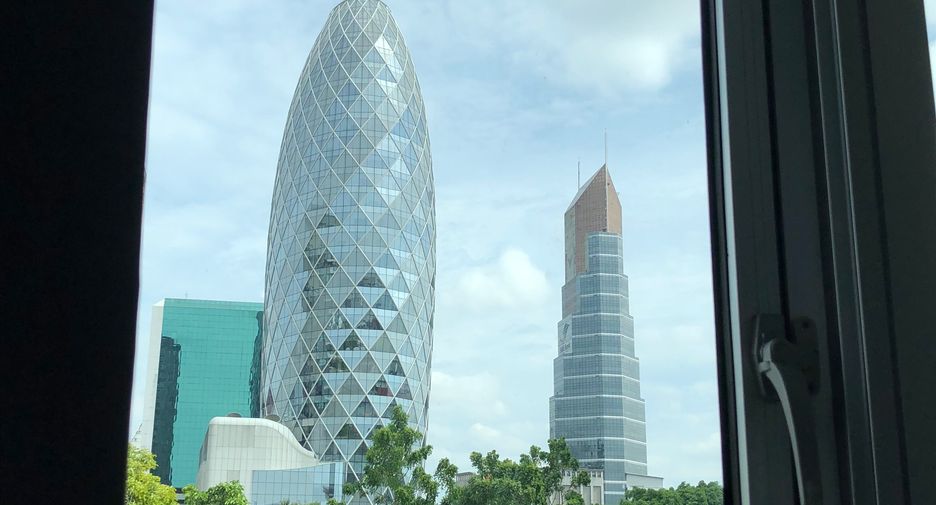 For rent 2 bedrooms condo in Phaya Thai, Bangkok