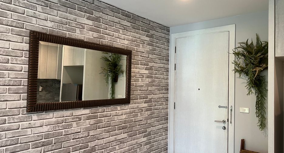 For rent 2 bedrooms condo in Phaya Thai, Bangkok