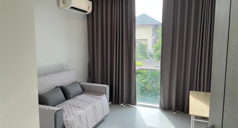 For rent 2 bedrooms condo in Phaya Thai, Bangkok