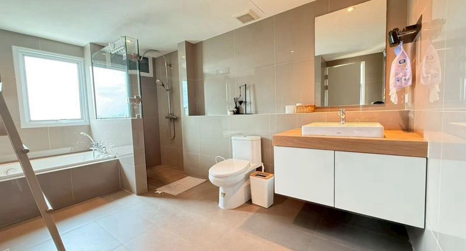 Wohnung zur Miete mit 2 Zimmer in Sathon, Bangkok