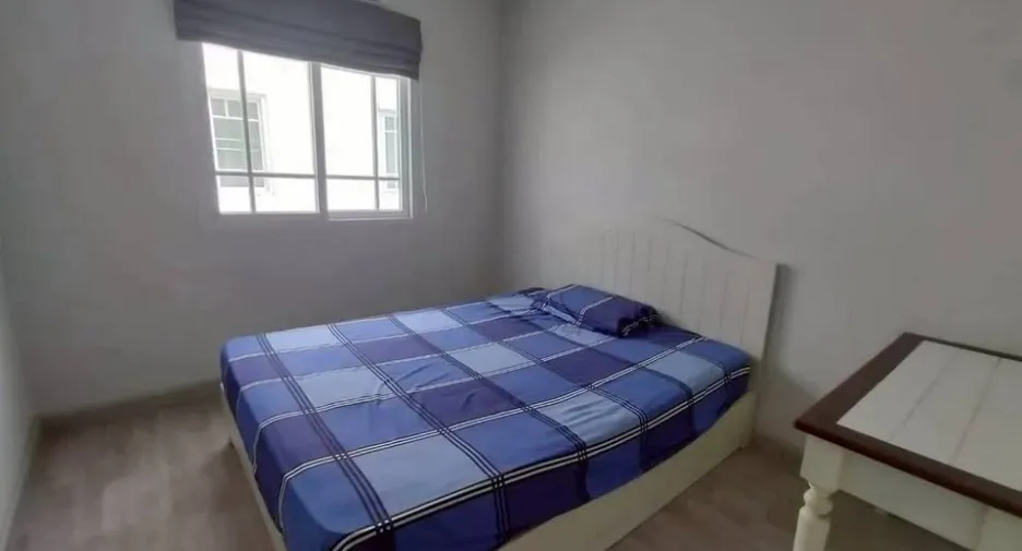 For rent 3 bedrooms townhouse in Huay Yai, Pattaya