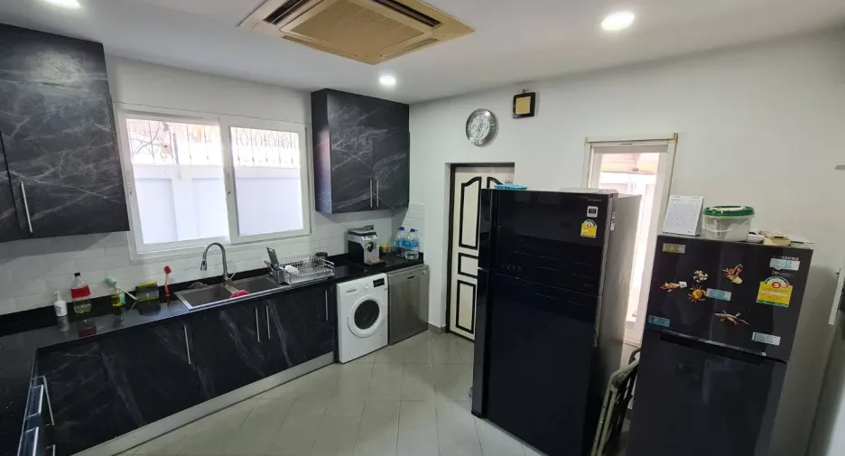 Villa en venta de 3 habitaciones en Bang Lamung, Chonburi