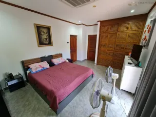 Villa zum Kauf mit 3 Zimmer in Bang Lamung, Chonburi