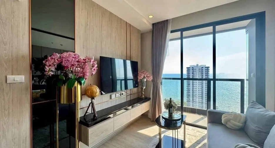For sale 2 bedrooms condo in Bang Lamung, Chonburi